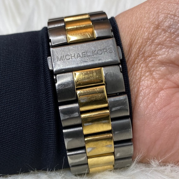 Michael Kors Men’s Gunmetal Chronograph Watch - Picture 5 of 7